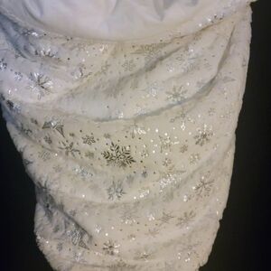 Mermaid Tail Blanket Nicole Miller Girls Snuggle Faux Fur White Silver Snowflake